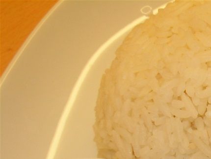 6a. Popia gong Vårrullar ( 6st ) med räkor, sweet chilisås och ris pris: 120:-  eller 8st utan ris med  sweet chili sås som förrätt 120:-