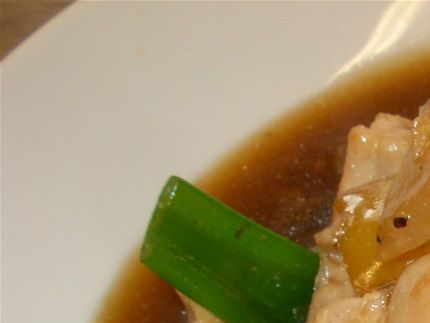 5a. NY.   Gai pad prik thai dam. Wokad kyckling med grönsaker i thaisvartpeppar Pris:  120:-